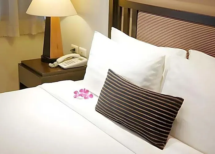 מלון Casa Vimaya Riverside בנגקוק