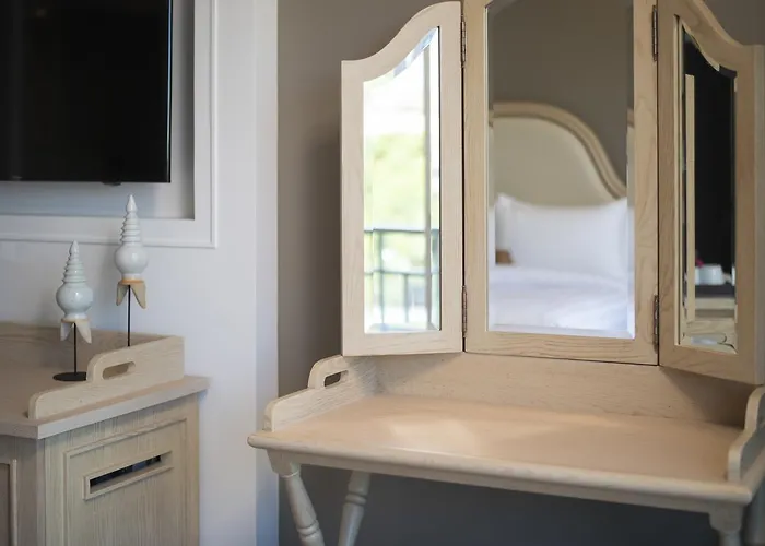 ホテル Casa Vimaya Riverside 4*
