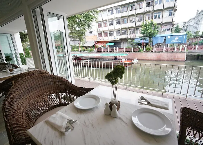 Casa Vimaya Riverside